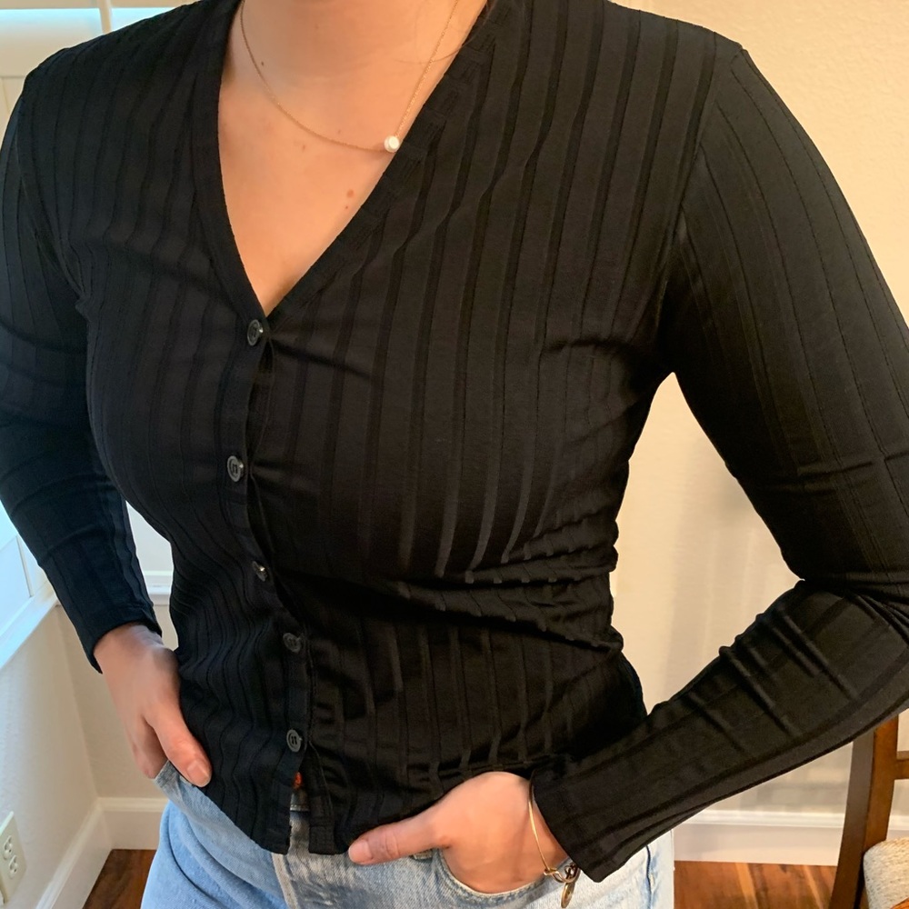 Vintage stretchy black cardigan